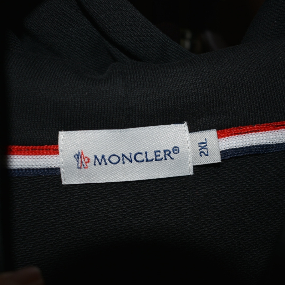 Moncler sweat shirt
